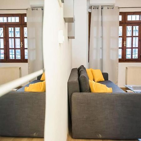 Yellow Geranium Apartment Tesalonika Bagian luar foto