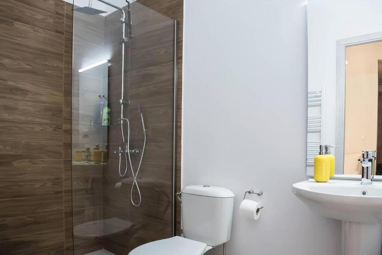 Yellow Geranium Apartment Tesalonika Bagian luar foto